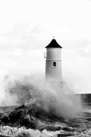 Berwick lighthouse and wave.b&w. Mar. '23.